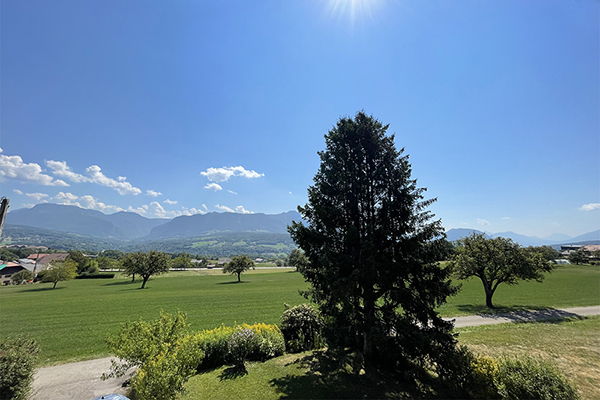 Maison individuelle à la campagne vue 2