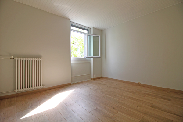 Appartement 3 pièces rénové vue 4